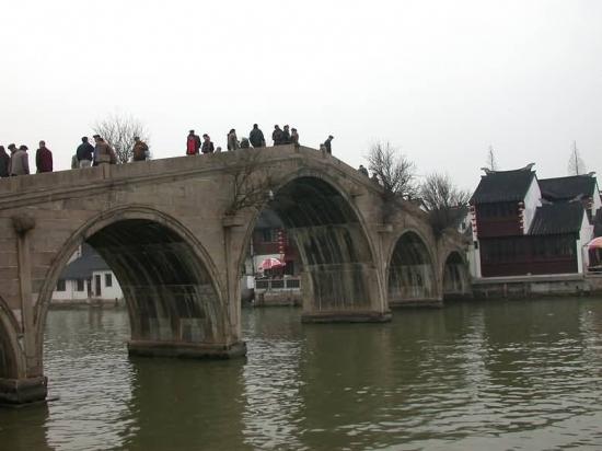 ���ͼ��鿴ԭʼ��С

����:  12.jpg
�鿴����: 301
��С:  40.2 KB