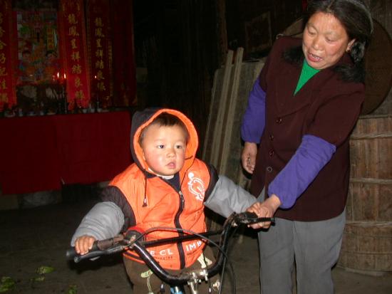 ���ͼ��鿴ԭʼ��С

����:  dscn7120.jpg
�鿴����: 427
��С:  107.3 KB