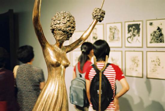 ͼ鿴ԭʼС

:  00015.jpg
鿴: 289
С:  47.9 KB