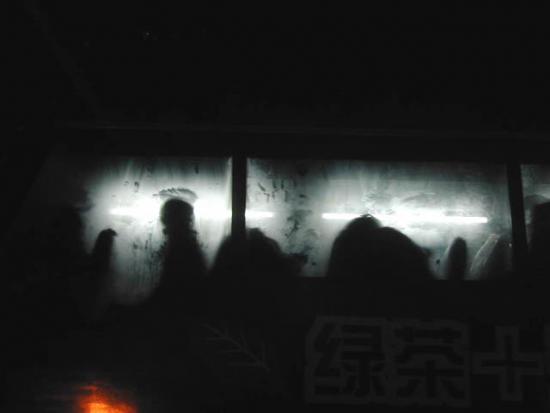 ���ͼ��鿴ԭʼ��С

����:  dscn8897.jpg
�鿴����: 510
��С:  23.9 KB