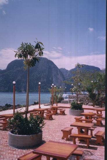 ���ͼ��鿴ԭʼ��С

����:  beachbar3.jpg
�鿴����: 247
��С:  96.5 KB