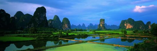 ���ͼ��鿴ԭʼ��С

����:  guilin10.jpg
�鿴����: 323
��С:  76.9 KB