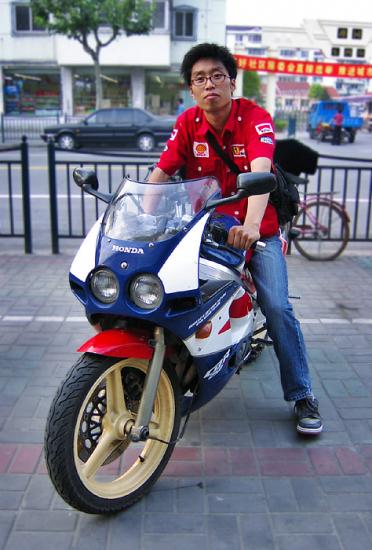 ͼ鿴ԭʼС

:  p1110883-2.jpg
鿴: 566
С:  143.2 KB