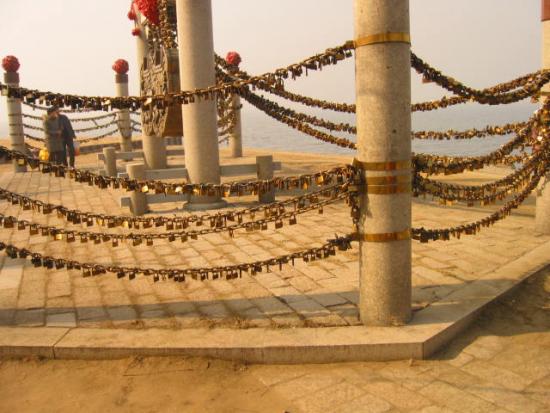 ͼ鿴ԭʼС

:  img_0260.jpg
鿴: 335
С:  75.5 KB